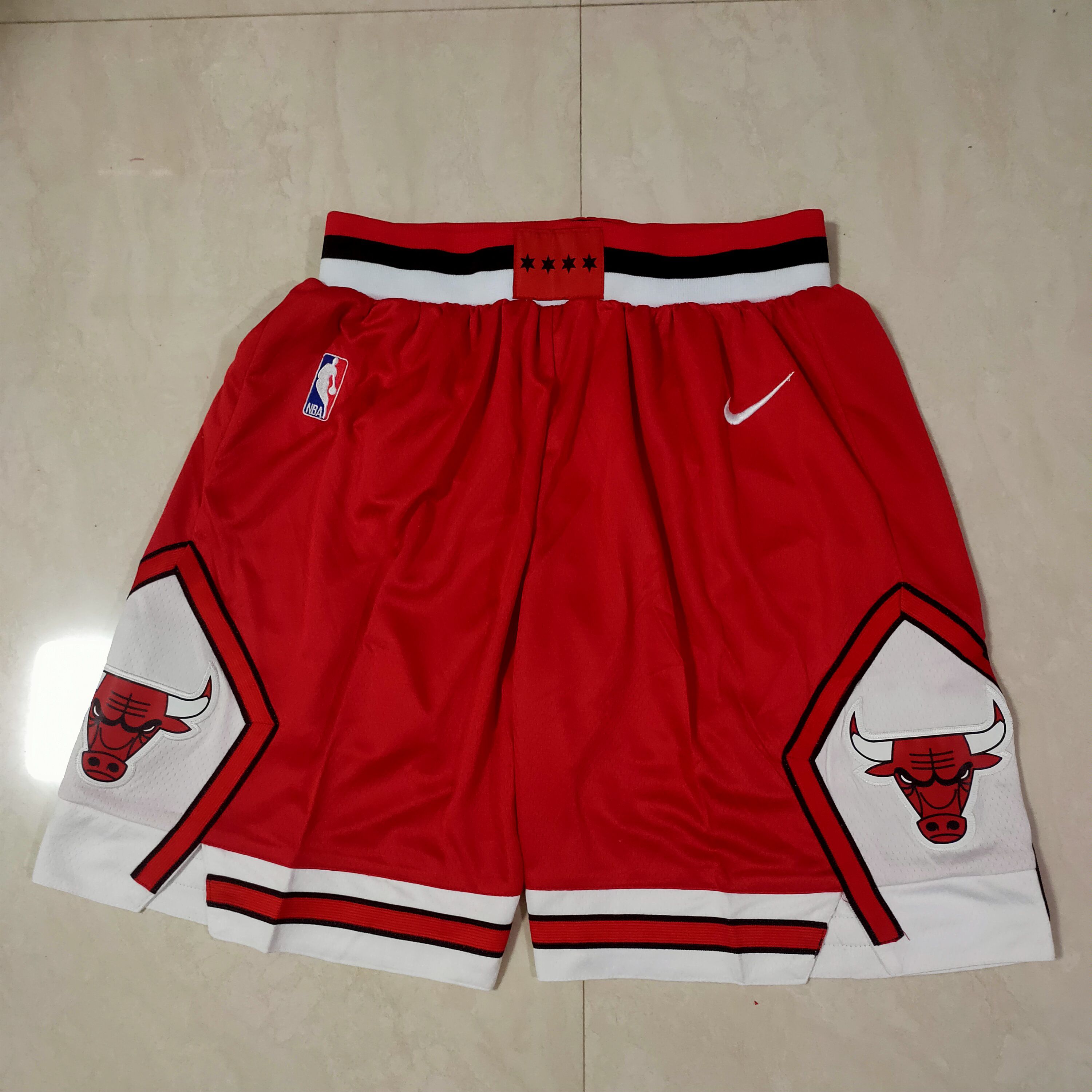 Men NBA Chicago Bulls Red Shorts 04161->chicago bulls->NBA Jersey